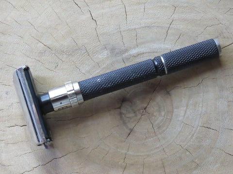 Gillette Black Beauty 80's Black tray version (V415)