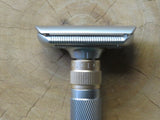 Adjustable safety razor. DE22